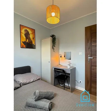 Проживание в семье Lion King 10 Min To Old Town Gdansk,pkp & Shopping Mall Гданьск