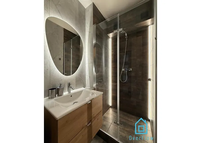 בית אירוח Lion King 10 Min To Old Town Gdansk,pkp & Shopping Mall גדנסק