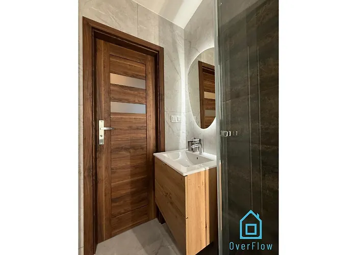 Lion King 10 Min To Old Town Gdansk,pkp & Shopping Mall * גדנסק